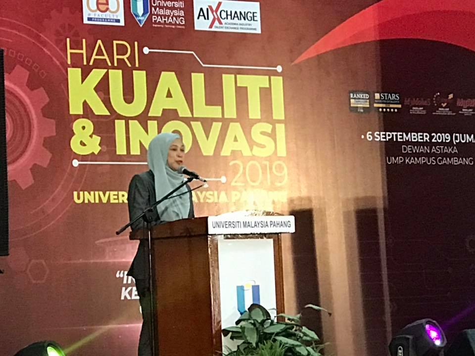 Pn. Rohaida Ali Badaruddin perasmi sempena Majlis Hari Kualiti &amp; Inovasi UMP 2019
